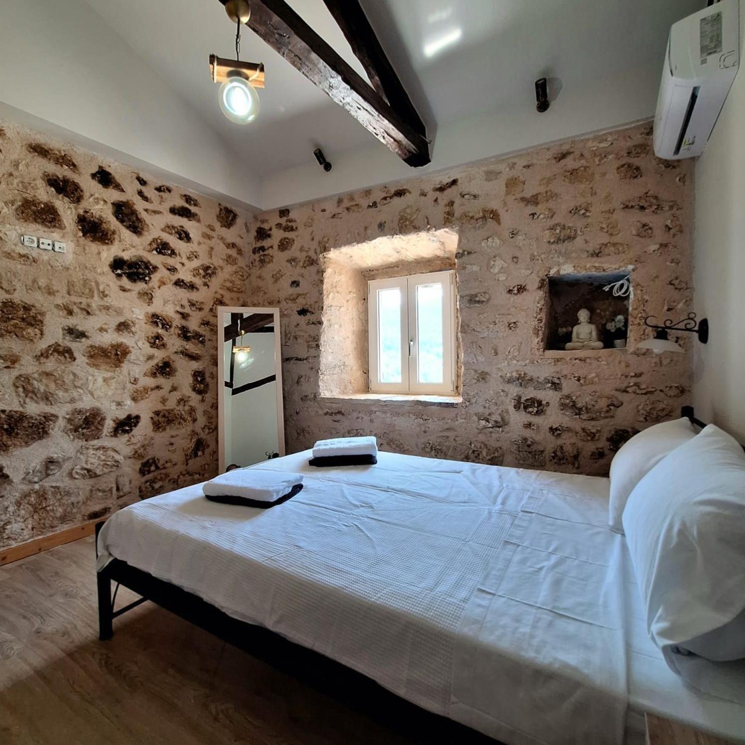 Djoumas * Katokhorion (Lefkada)